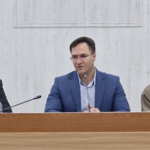 فرماندار تنگستان: آموزش مسیر بهبود کیفیت نان را هموار می کند