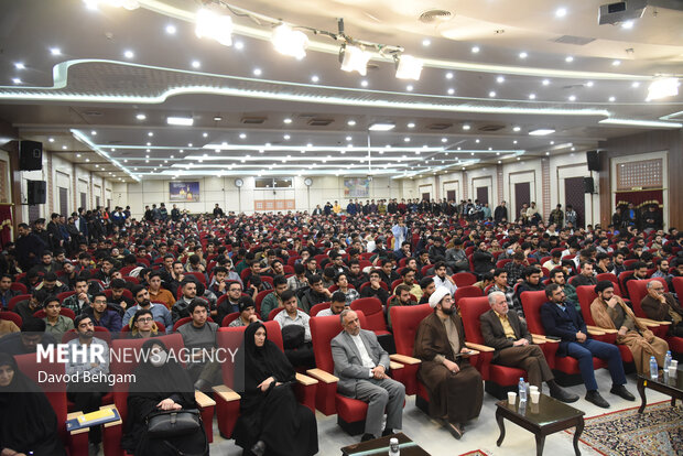 مراسم گرامیداشت روز دانشجو