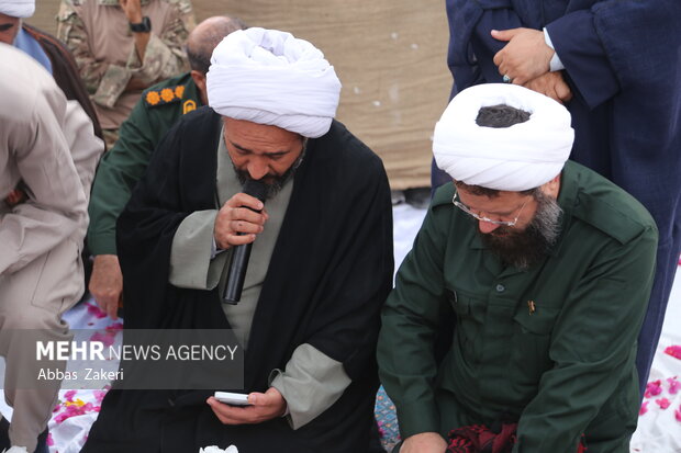 تدفین شهید گمنام درپارسیان