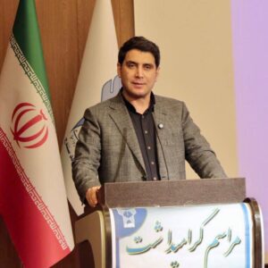 لهونی:حضور نخبگان و دانشجویان در کنار دولت راهگشای بسیاری از مسائل است