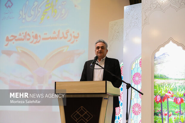 سعید کریمی دهکردی رئیس دانشگاه شهرکرد