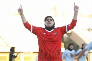 رونمایی از خرید جدید پرسپولیس/گلزن باتجربه به جمع سرخ پوشان اضافه شد