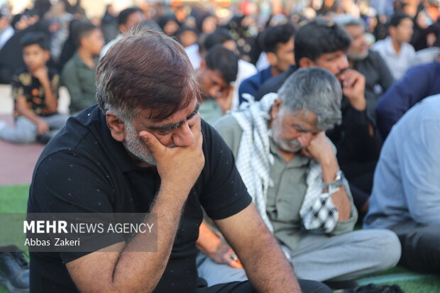 تشییع و خاکسپاری پیکر مطهر شهید گمنام در روستای گرده صفر باقری بندرعباس