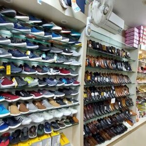 مرکز خرید کیف و کفش ورزشی در تهران کجاست؟