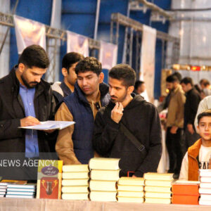 اسحاقی: بازدیدکنندگان نمایشگاه کتاب استان کرمان ۳۰ درصد تخفیف می گیرند