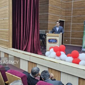 جهانیان: دانشجویان باید خود را به دانش روز و امید به آینده تجهیز کنند