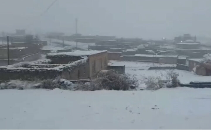 بارش برف پاییزی در هشترود