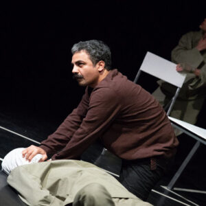 ماجرای گران شدن قبر یک عموی دیوانه؛ بازیگر باید خود را وقف نقش کند