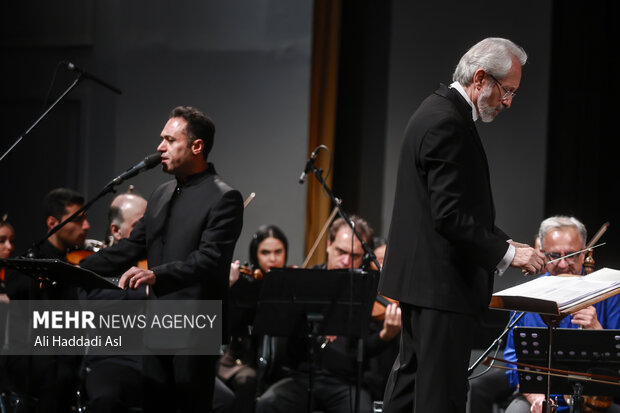 اجرای ارکستر موسیقی ملی ایران