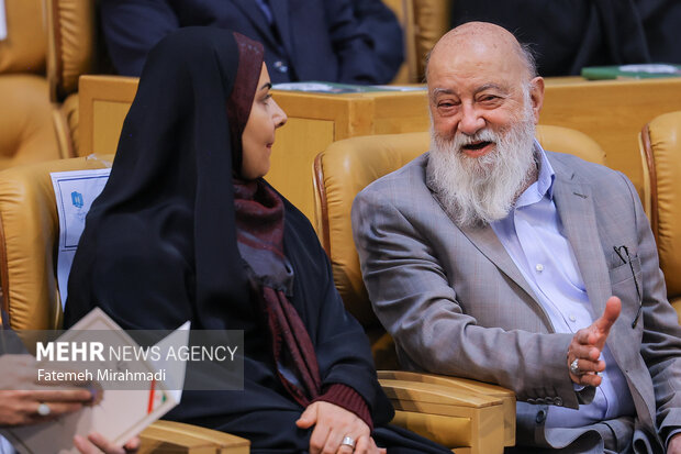 جشنواره ارتقاء شفافیت و رفع موقعیت های تعارض منافع