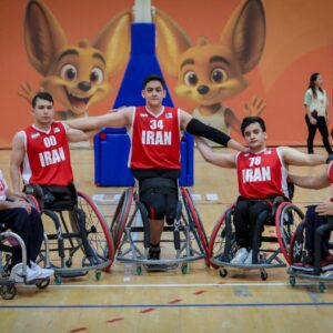 برگزاری رقابت های تیم بسکتبال با ویلچر پسران ایران با یک لژیونر