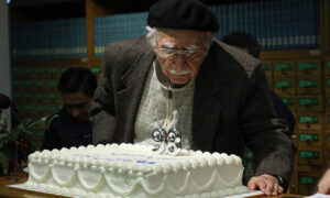 فتح الله مجتبایی استادی ذوالفنون است