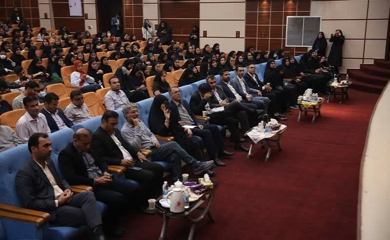 بهمیاری: صنعت کشور به تکنسینهای متخصص دانشگاهی نیاز دارد