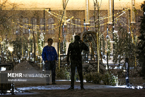 بارش برف در زنجان