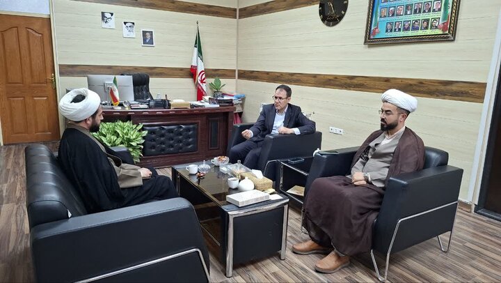 امام جمعه اصلاندوز:همکاری بیشتر بین نهادهای مذهبی و دولتی ضروری است