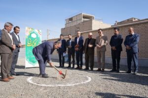 عملیات احداث سالن چندمنظوره دبستان شاهد در بیرجند آغاز شد