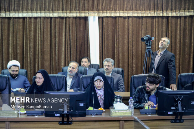 نشست دانشجویان با رئیس مجمع تشخیص مصلحت نظام