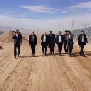 طرزطلب: مجوزهای غیرفعال نیروگاه‌های خورشیدی مانع توسعه است