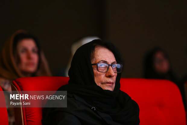 نکوداشت بانوان مؤثر در موزه ملک