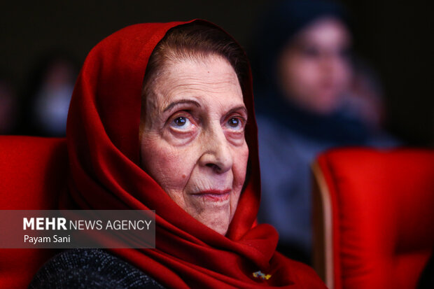 نکوداشت بانوان مؤثر در موزه ملک