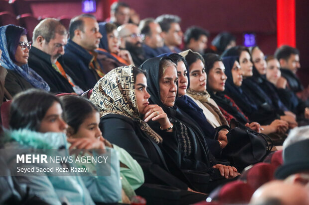 افتتاحیه نوزدهمین جشنواره بین‌المللی فیلم مستند ایران «سینماحقیقت»