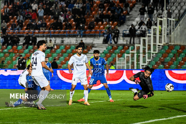 لیگ برتر فوتبال - استقلال و ملوان