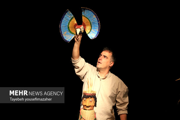 اجرای نمایش «ماجراجوی سرسخت» در جشنواره بین‌المللی تئاتر کودک و نوجوان همدان