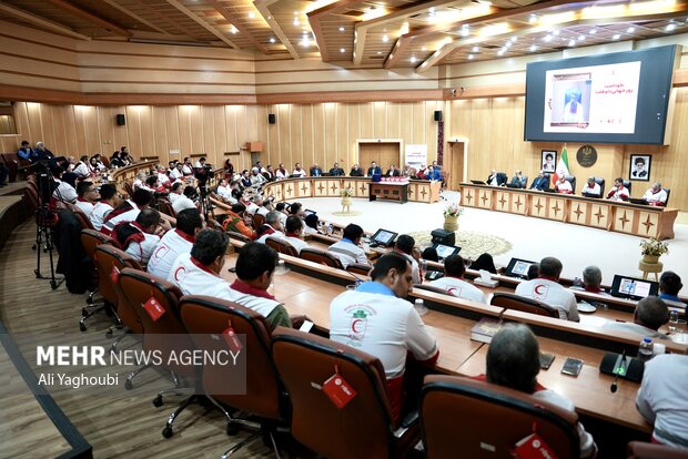 پاسداشت از داوطلبین هلال احمر گیلان