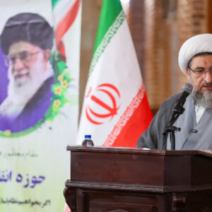 امام جمعه تبریز: محبت و رحمت، پایه استحکام خانواده است