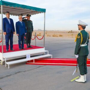 وزیر کشور برای بهره‌برداری از چند پروژه عمرانی و صنعتی وارد یزد شد