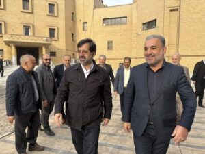 نیروگاه خورشیدی ۱۰۰ کیلوواتی فرمانداری قم افتتاح شد