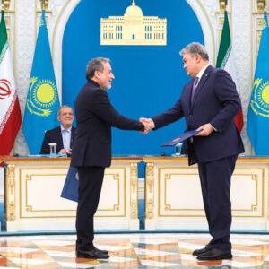 امضا و تبادل ۷ سند و تفاهم‌نامه همکاری دوجانبه میان ایران و قزاقستان