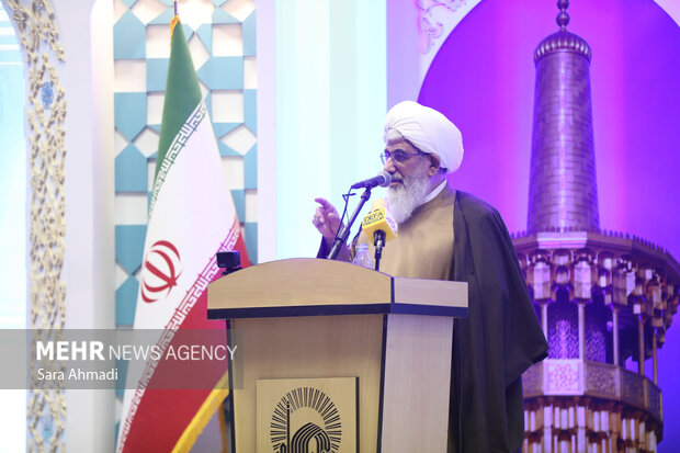 پنجمین جشنواره سراسری زوج های جوان ارتش در حرم مطهر رضوی