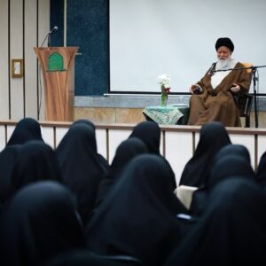 علم الهدی: جامعه در مسئله زن و حجاب وارد مرحله «جهاد عملی» شده است