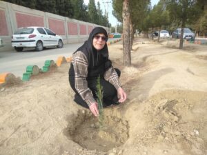 ترویج فرهنگ درختکاری با پویش «نهال‌کاری به مناسبت روز مادر» در سمنان