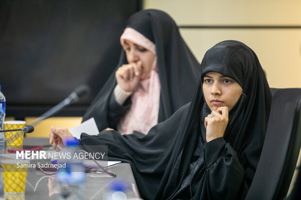 هم‌اندیشی «انسجام ملی و ارزش‌های اخلاقی با تاکید بر عفاف و حجاب»