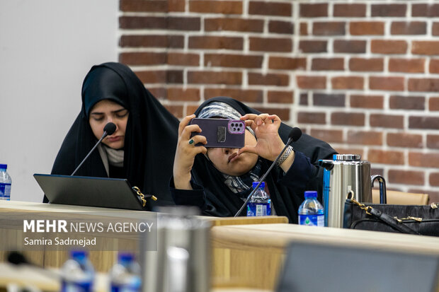 هم‌اندیشی «انسجام ملی و ارزش‌های اخلاقی با تاکید بر عفاف و حجاب»