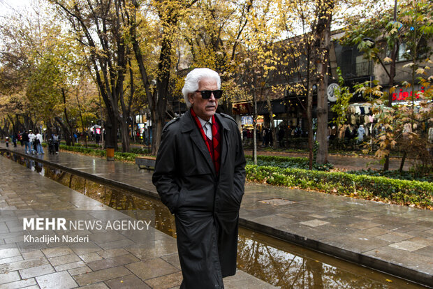 باران پاییزی در چهارباغ اصفهان