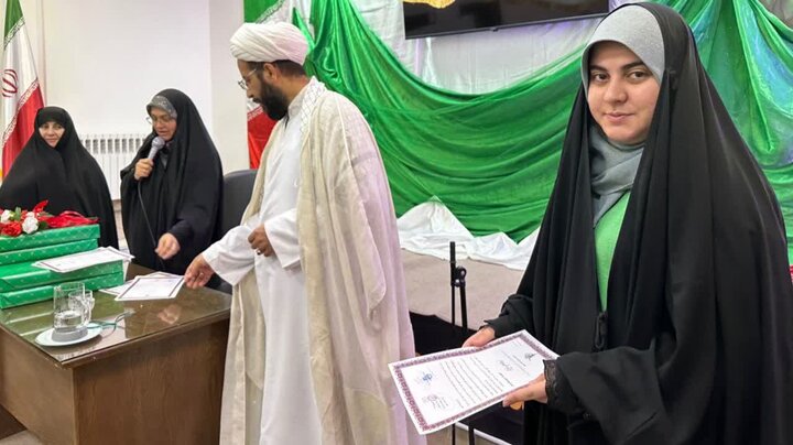 جشن مادر و دختری در چناران برگزار شد