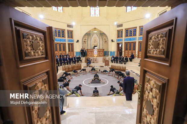 سفر وزیر کشور به یزد