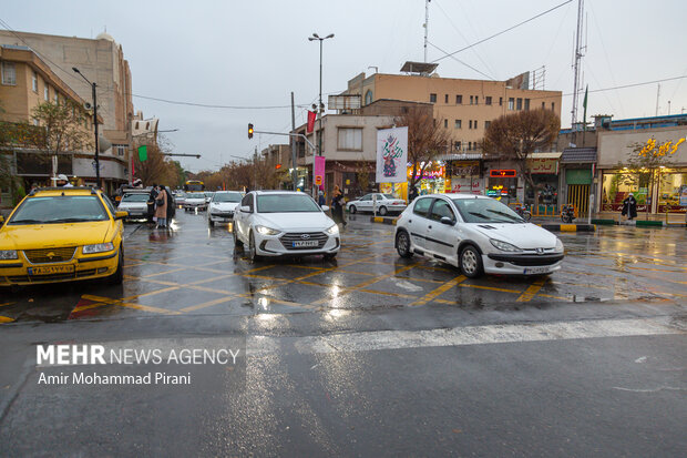 بارش باران پاییزی در قم
