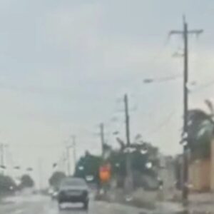 اولین باران پاییزی در گناوه