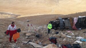 تصادف در جاده تنگ خشک گردنه ایلان دره سمیرم