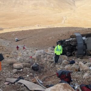 آخرین وضعیت حادثه واژگونی اتوبوس تهران–یاسوج؛۴ فوتی و ۱۷ مصدوم