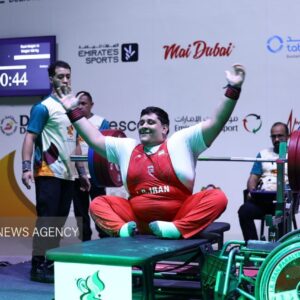 عنایت‌اللهی و اسحاق‌نیا به طلای پاراوزنه‌برداری رسیدند