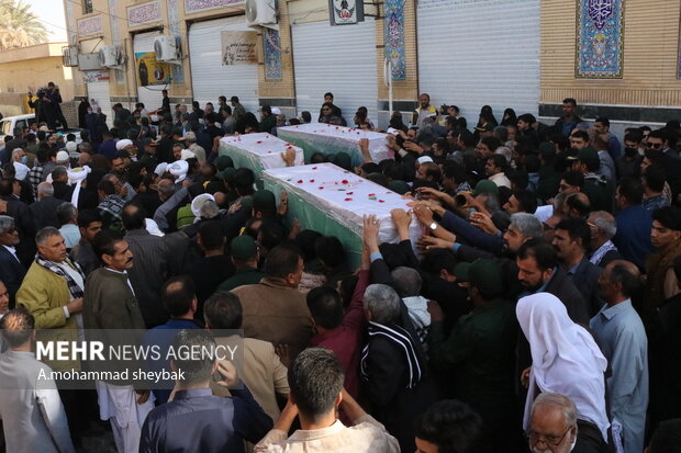آیین تشییع شهدای حادثه تروریستی لار در زابل