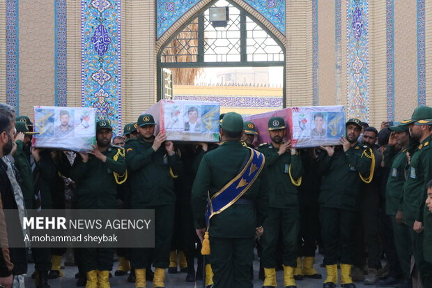 آیین تشییع شهدای حادثه تروریستی لار در زابل