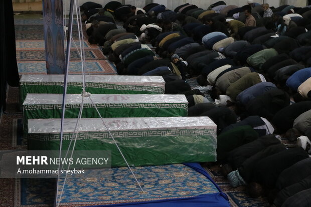 آیین تشییع شهدای حادثه تروریستی لار در زابل