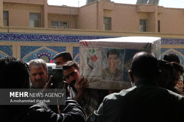 آیین تشییع شهدای حادثه تروریستی لار در زابل