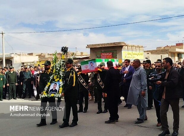 آیین تشییع شهدای حادثه تروریستی لار در زابل